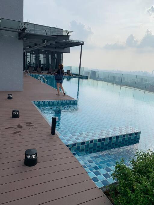 Pangsapuri 2br 8pax Swingduplexekocherasmall—infinitypool Mrt *